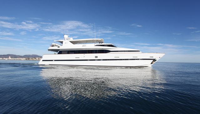 MOONDANCE yacht charter 3