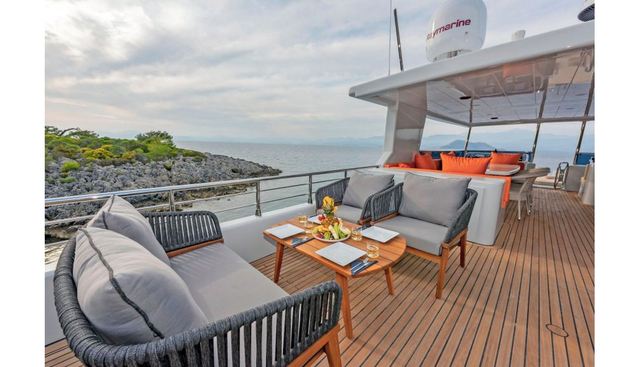 SIMAY M yacht charter 3
