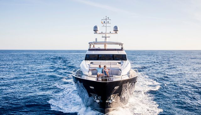 BRAVO ZULU yacht charter 2
