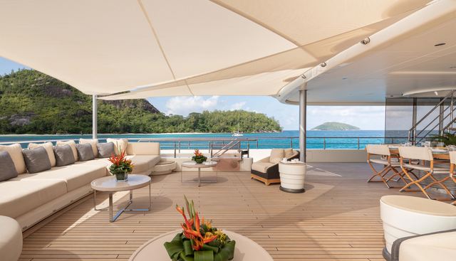 ROMEA yacht charter 3