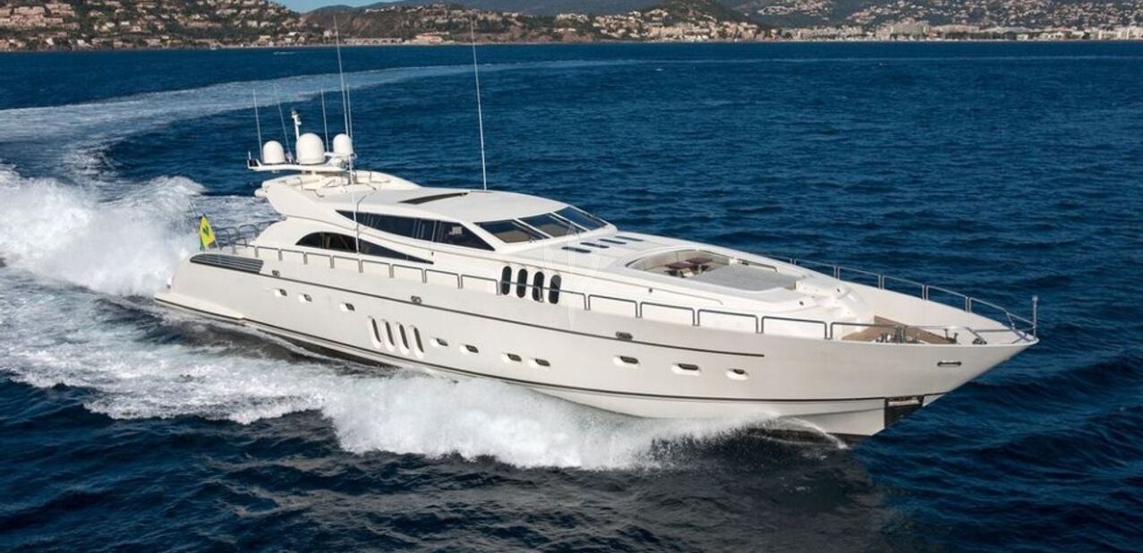 EOL B YACHT CHARTER yacht charter