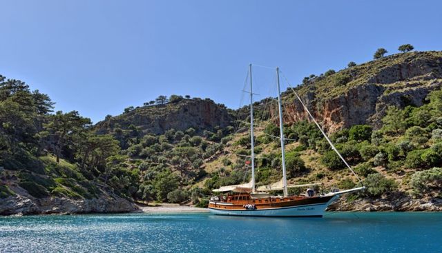 DERIN DENIZ yacht charter 5