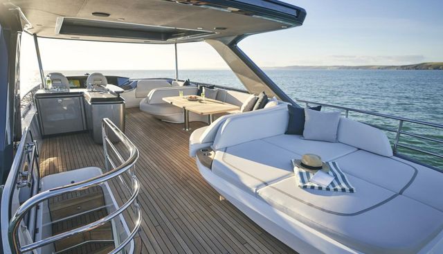 WILJIM 5 yacht charter 4