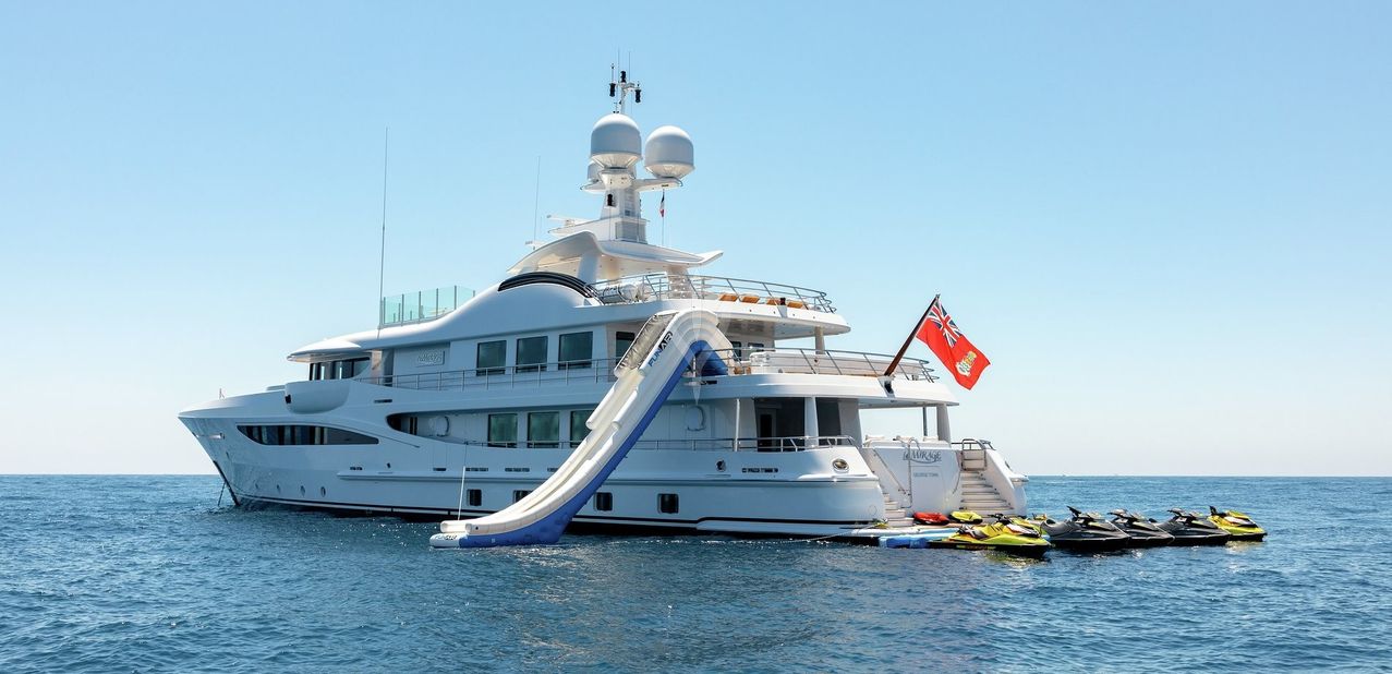 LA MIRAGE YACHT CHARTER yacht charter