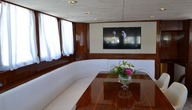 DVI MARIJE yacht charter 5