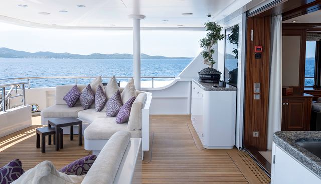 MY LITTLE VIOLET yacht charter 5