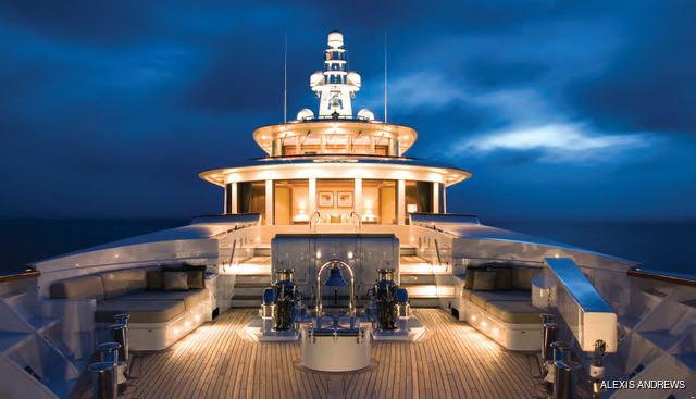 UTOPIA yacht charter 2