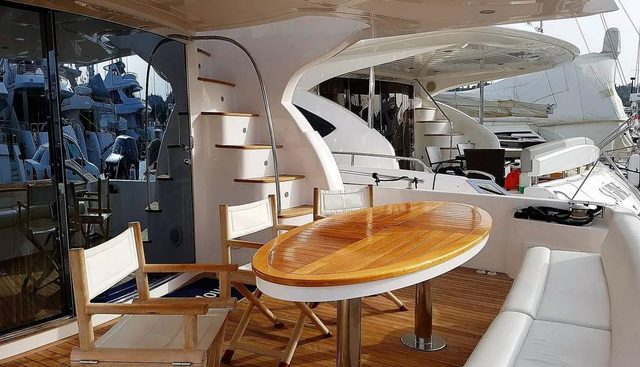 MS. MOUSE yacht charter 5