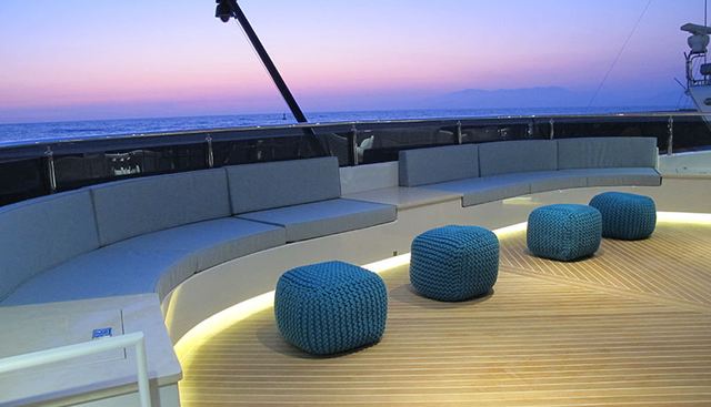 SHU U RITE yacht charter 5