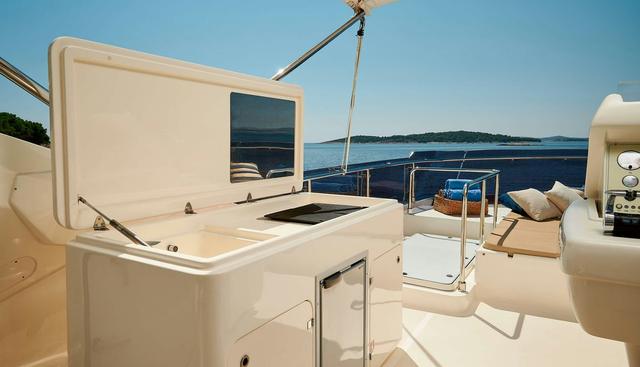 STELLA D'ORO yacht charter 4