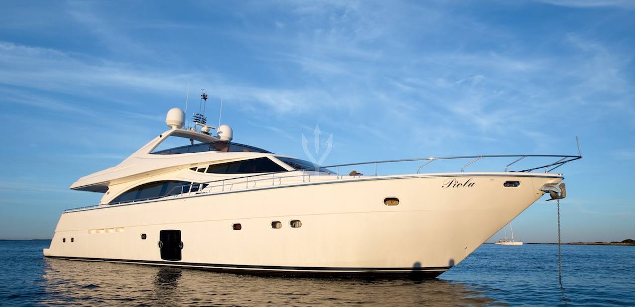 PIOLA YACHT CHARTER yacht charter