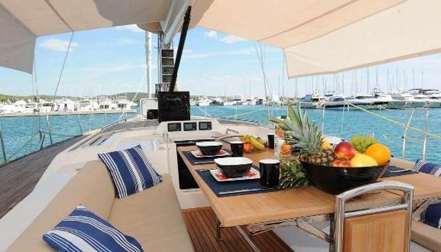 ELINE yacht charter 4