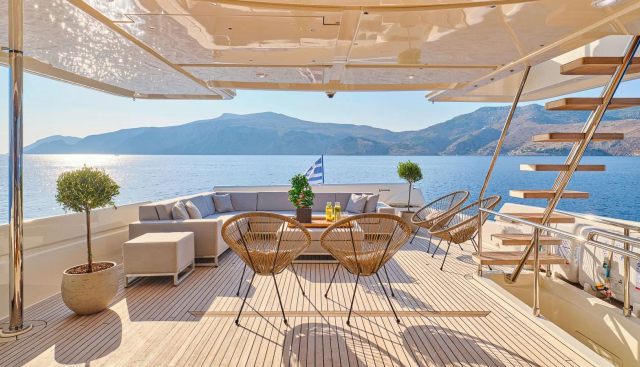 DALOLI yacht charter 4