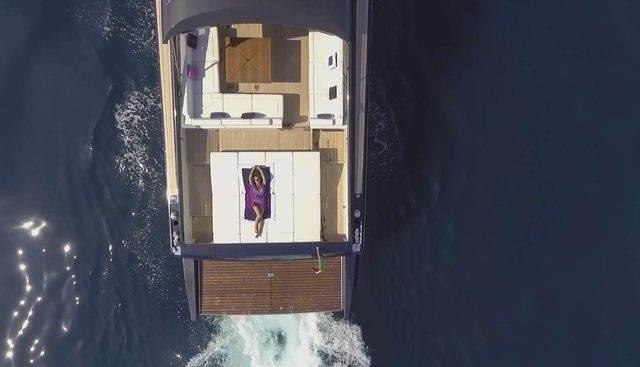 BLUE MAMBA yacht charter 3