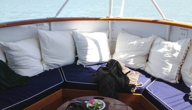 FIFER yacht charter 5