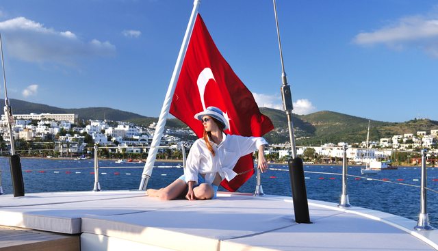 TUYIKA S yacht charter 5