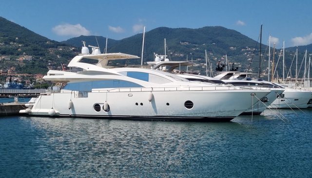 RED ROSE yacht charter 5