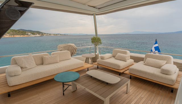 VALIUM 67 yacht charter 4