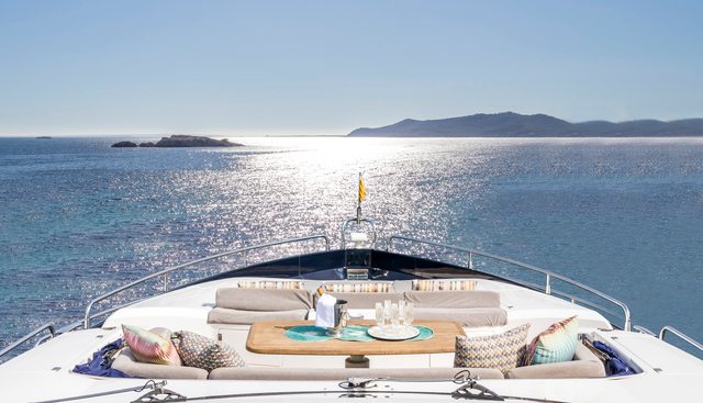 ARIYAS yacht charter 3