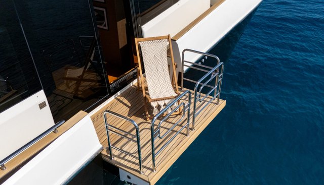 BELLA LUNA yacht charter 5