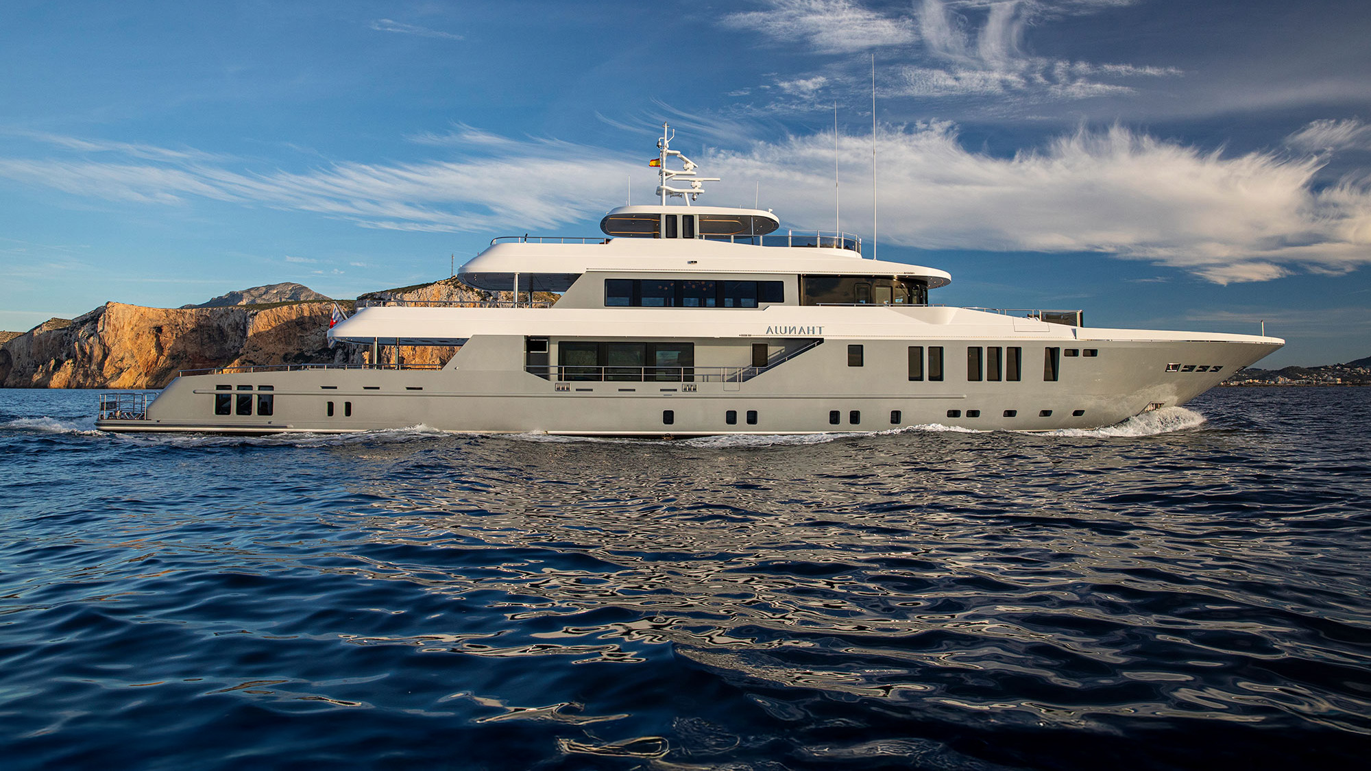 THANUJA YACHT CHARTER yacht charter
