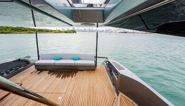 RECREATIONAL USE yacht charter 5