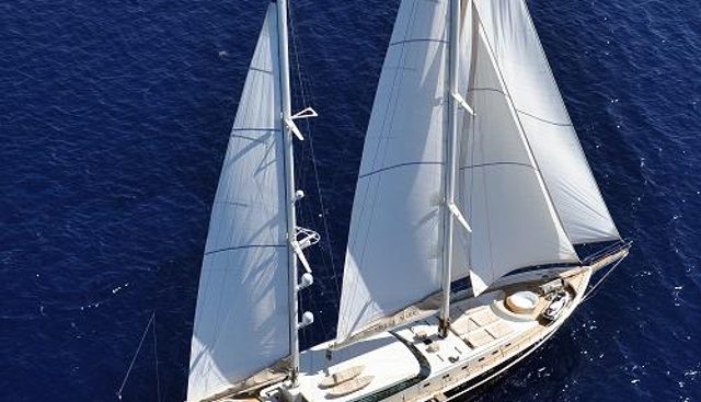 DOLCE MARE yacht charter 3