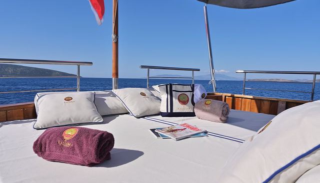 KALIZMA yacht charter 4