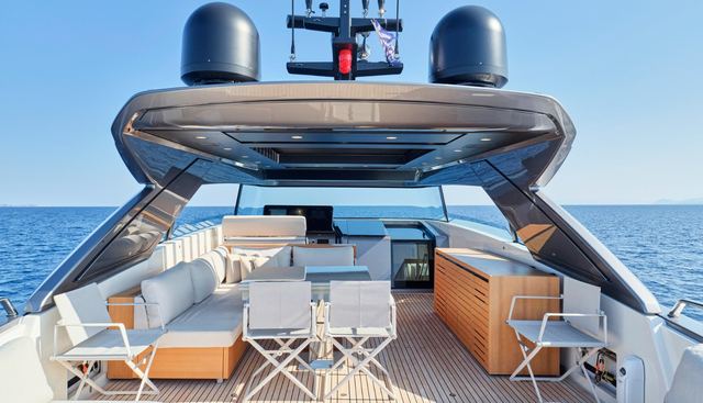 FUQUET DUET yacht charter 3