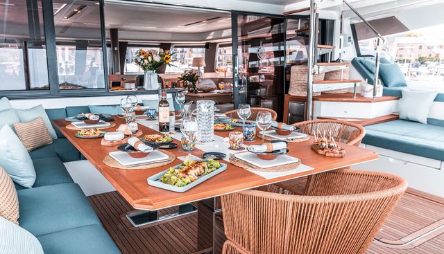 THE BLUE DREAM yacht charter 5