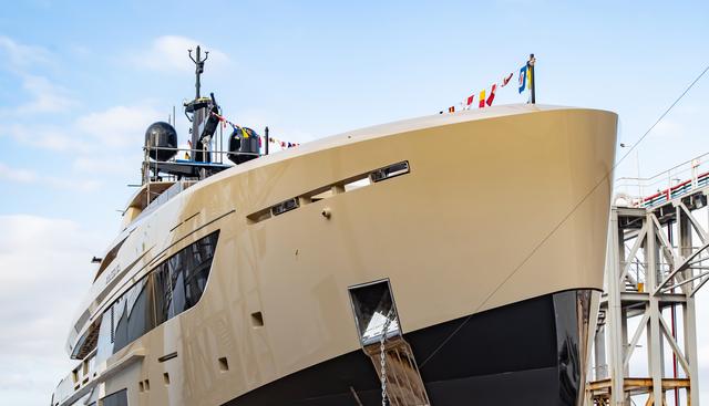 RILASSATA yacht charter 4