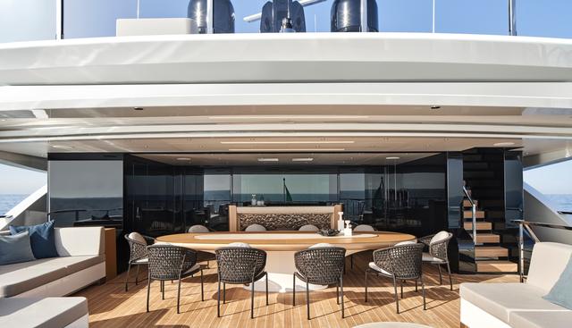 LEMON TREE yacht charter 4