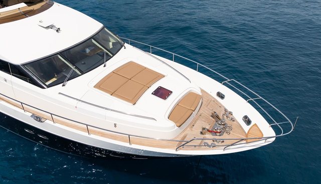 BLUE EYES yacht charter 3