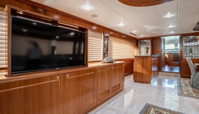 BAD DADDY yacht charter 3