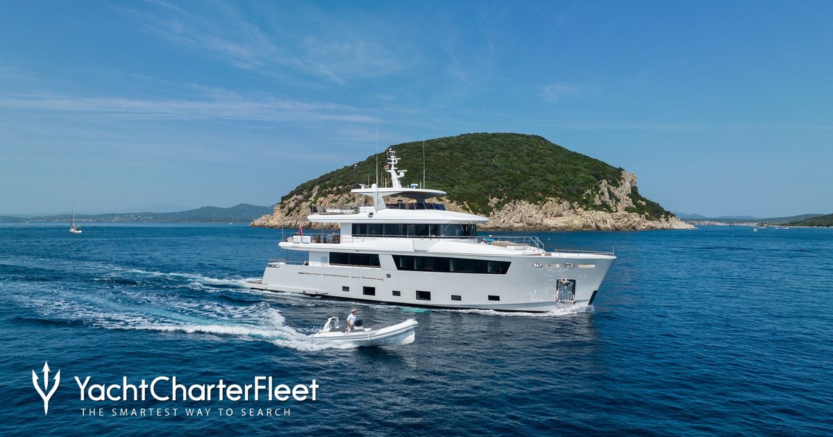 SABAI yacht charter 2
