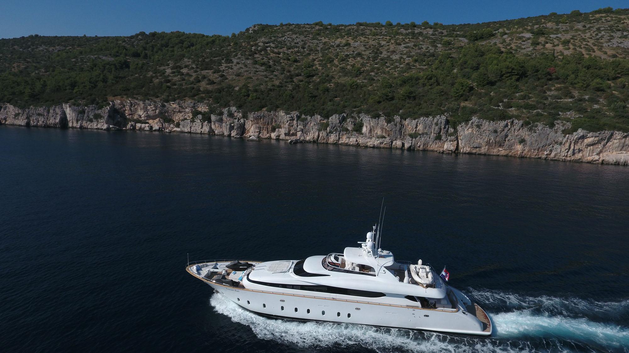 TUSCAN SUN yacht charter 4