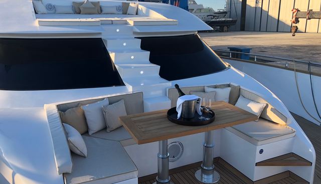 VILLA SUL MARE yacht charter 4