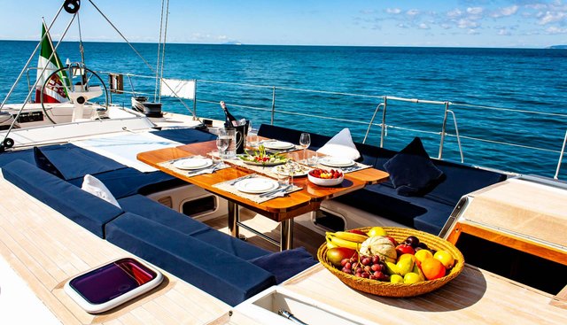 CLASS IV yacht charter 3