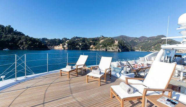 REVELRY yacht charter 4