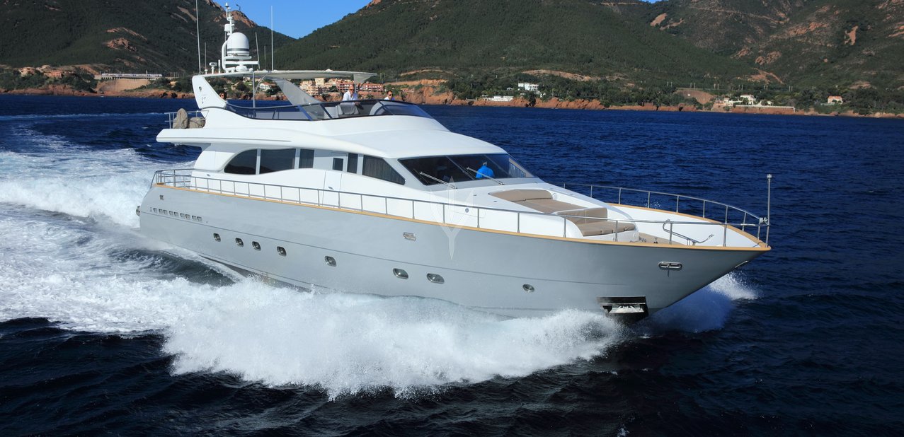 COCA VI YACHT CHARTER yacht charter
