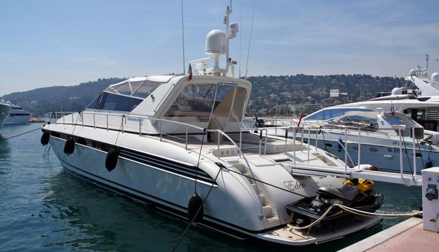 EDEN ERINA yacht charter 3