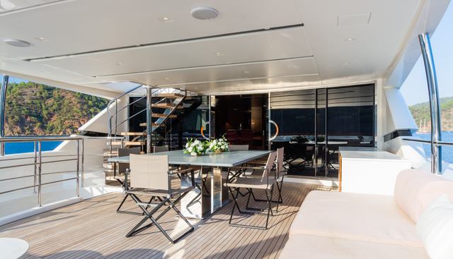 TAKARA ONE yacht charter 3