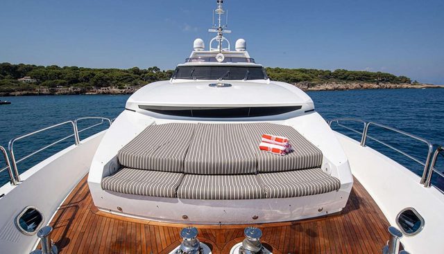 BLADE I yacht charter 3