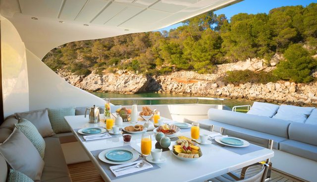 MAC yacht charter 4
