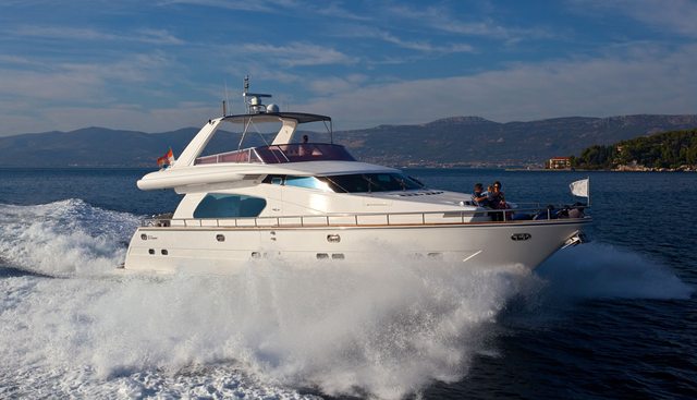 LONA yacht charter 2