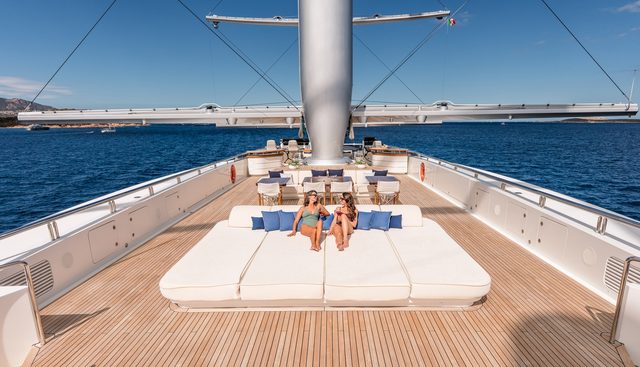 BLACK PEARL yacht charter 4