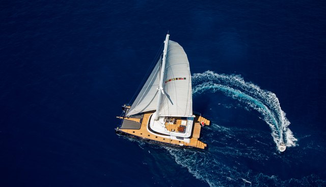 MASHUA BLUU yacht charter 5