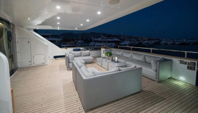 IPANEMAS yacht charter 4