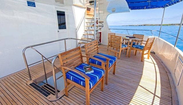 TIP TOP IV yacht charter 4