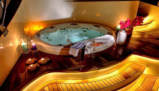 ARCHSEA yacht charter 5